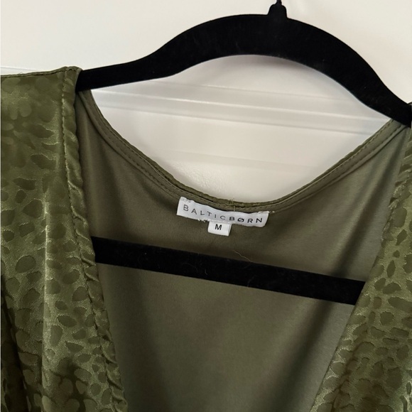 Baltic Born Olive Green Textured Dress Tie Waist – Size M - Picture 2 of 7